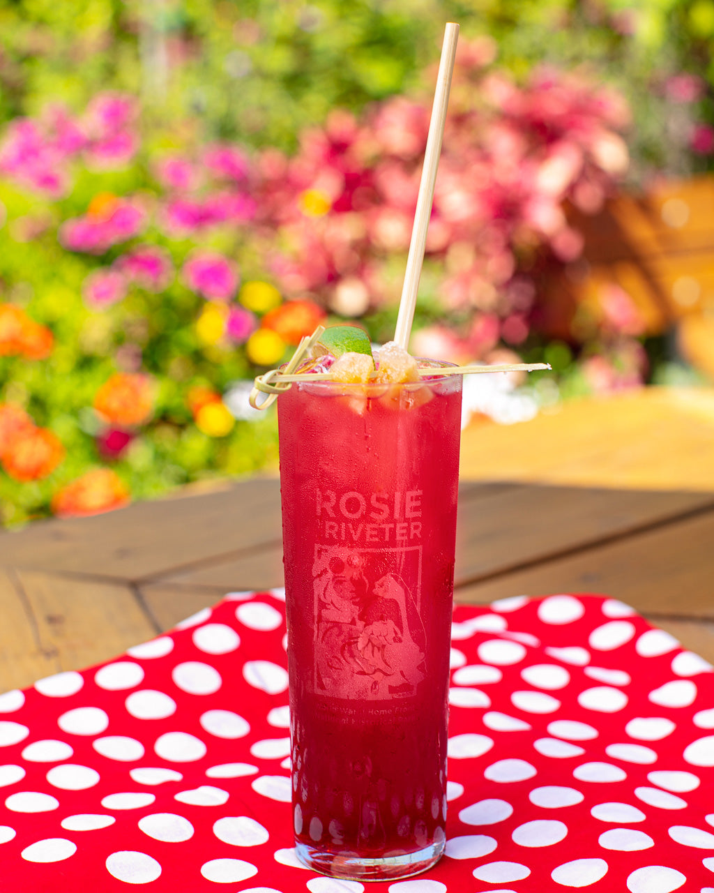 Rosie National Park Logo Etched Collins Glass